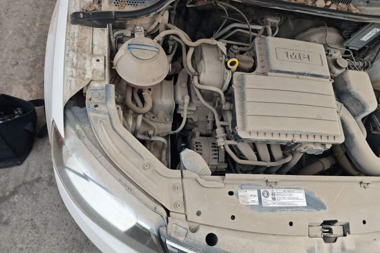 Used Skoda Rapid 2013 1.4L Manual Enjoyment Model Engine Bay Right
