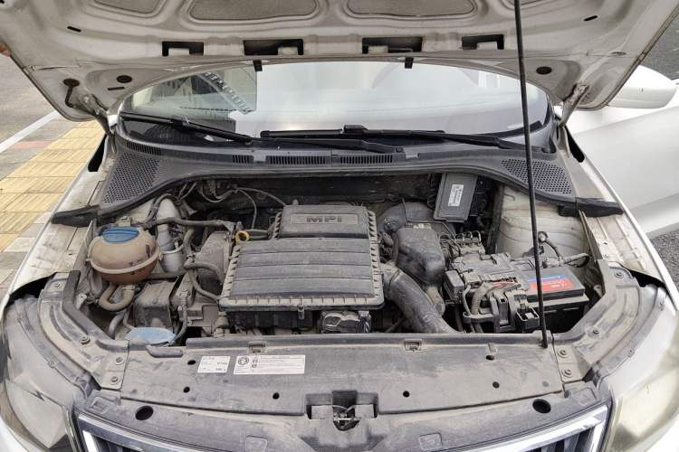 Used Skoda Rapid 2013 1.6L Manual Smart Selection Model Engine Bay