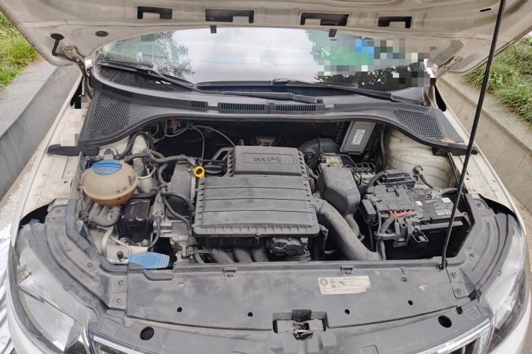 Used Skoda Rapid 2013 1.6L Automatic Smart Selection Model Engine Bay