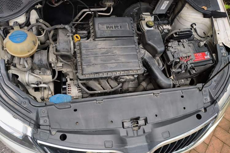 Used Skoda Rapid 2013 1.6L Automatic Smart Selection Model Engine Bay
