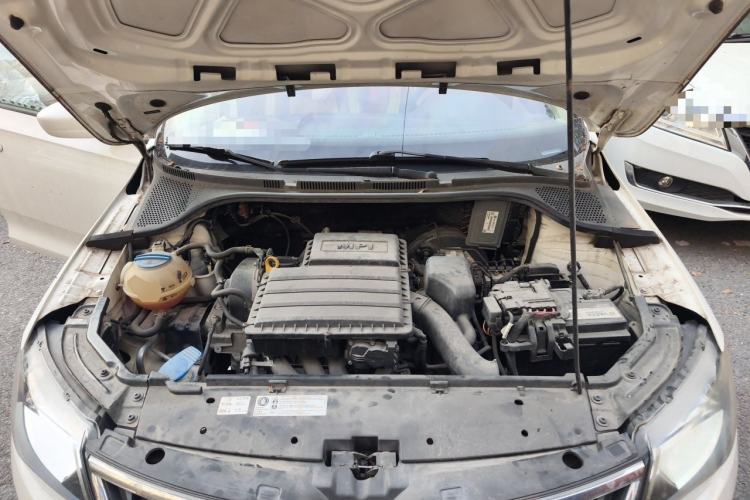 Used Skoda Rapid 2013 1.6L Automatic Smart Selection Model Engine Bay