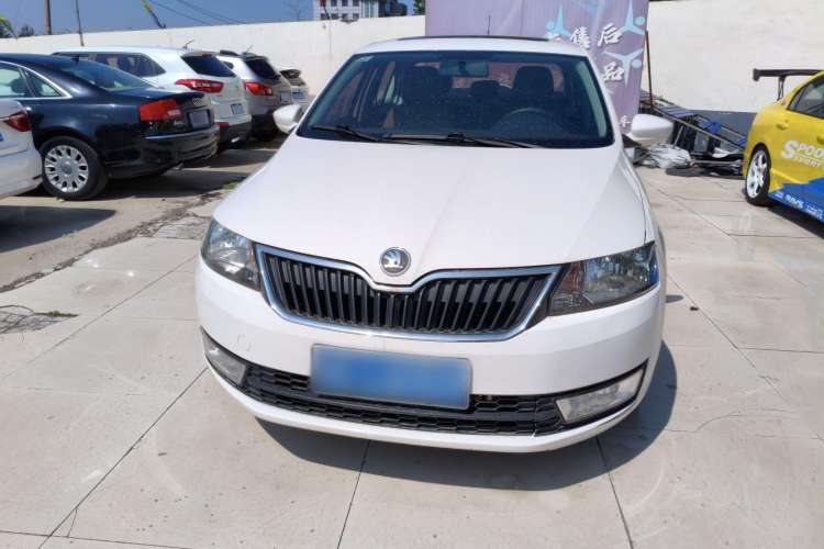 Used Skoda Rapid 2013 1.6L Automatic Smart Selection Model Exterior 1