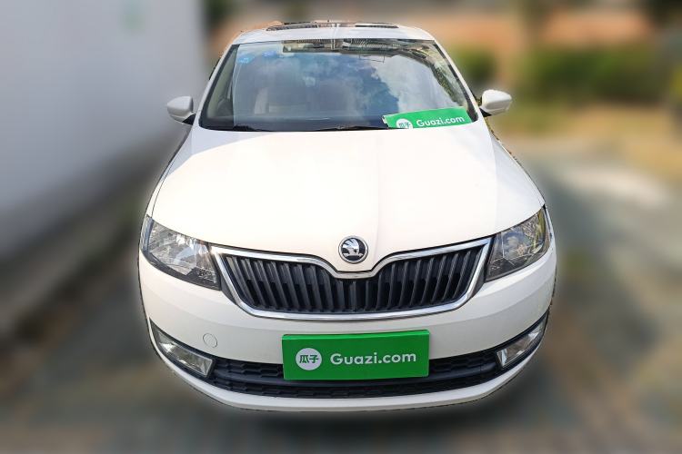 Used Skoda Rapid 2013 1.6L Automatic Smart Selection Model Exterior 1