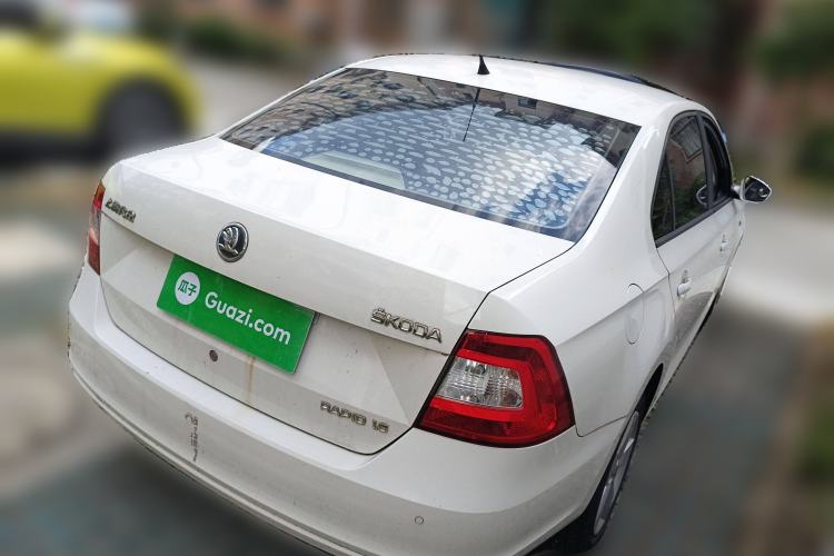Used Skoda Rapid 2013 1.6L Automatic Smart Selection Model Exterior 5