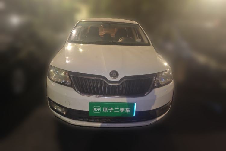 Used Skoda Rapid 2013 1.6L Automatic Enjoyment Model Front
