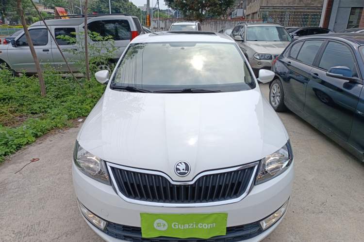 Used Skoda Rapid 2013 1.6L Automatic Smart Selection Model Front