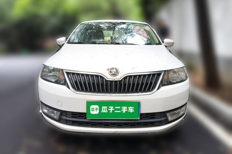Used Skoda Rapid 2013 1.6L Manual Smart Selection Model Front