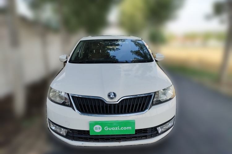 Used Skoda Rapid 2013 1.6L Manual Smart Selection Model Front