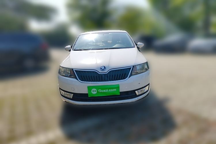 Used Skoda Rapid 2013 1.6L Manual Smart Selection Model Front