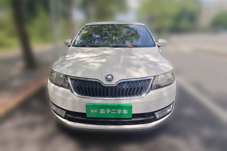 Used Skoda Rapid 2013 1.6L Automatic Smart Selection Model Front