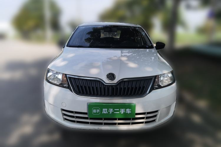 Used Skoda Rapid 2013 1.6L Manual Enjoyment Model Front