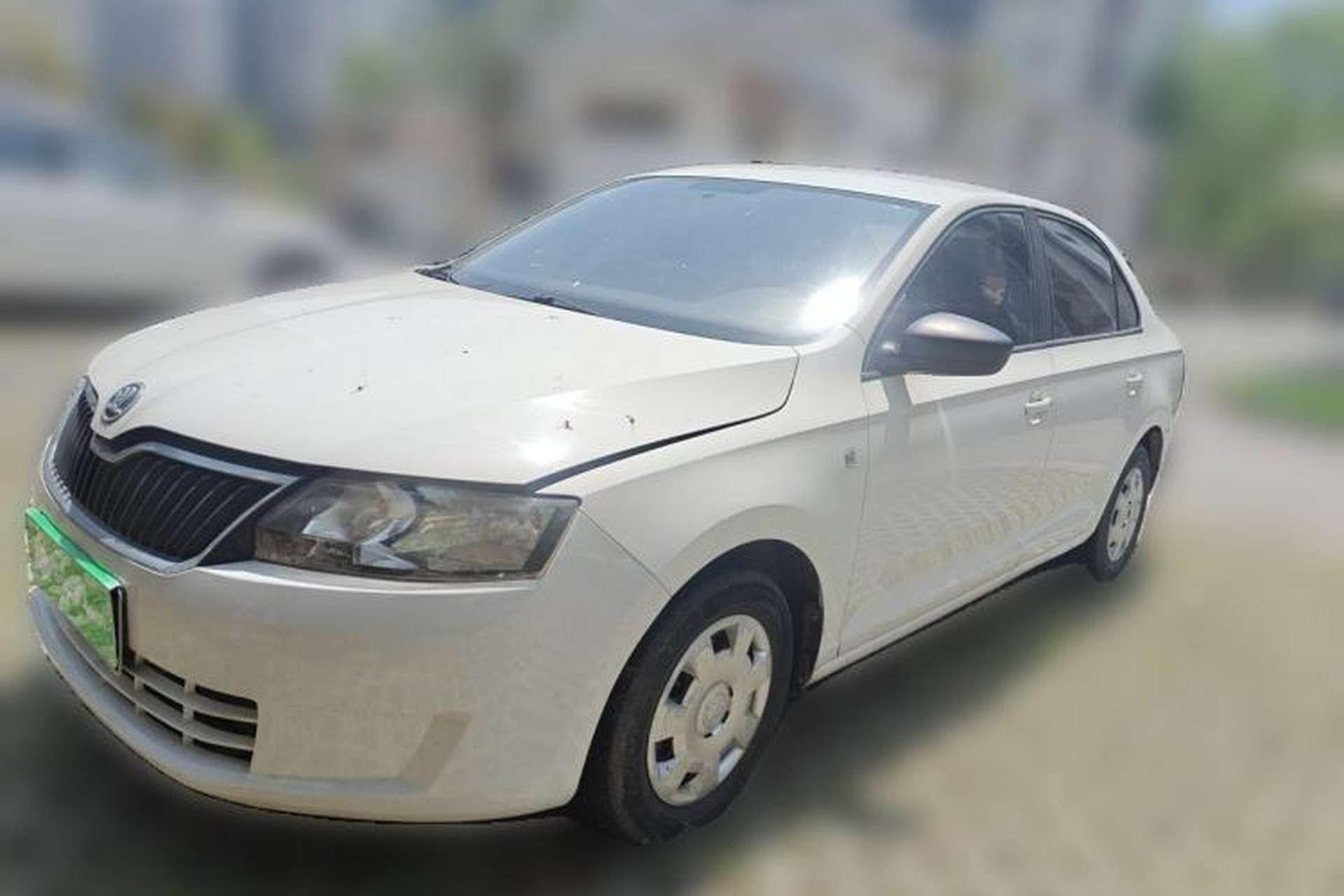 Used Skoda Rapid 2013 1.6L Manual Enjoyment Model Front Left 45 Deg