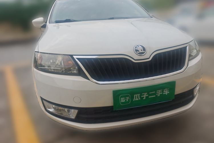 Used Skoda Rapid 2013 1.6L Automatic Smart Selection Model Front