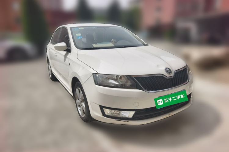 Used Skoda Rapid 2013 1.6L Automatic Smart Selection Model Front Right 45 Deg