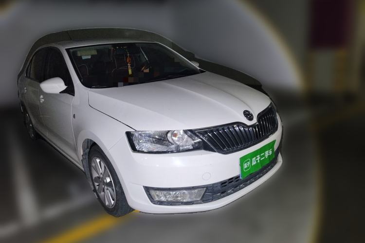 Used Skoda Rapid 2013 1.6L Automatic Preferred Model Front Right 45 Deg