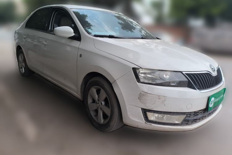 Used Skoda Rapid 2013 1.6L Manual Smart Selection Model Front Right 45 Deg