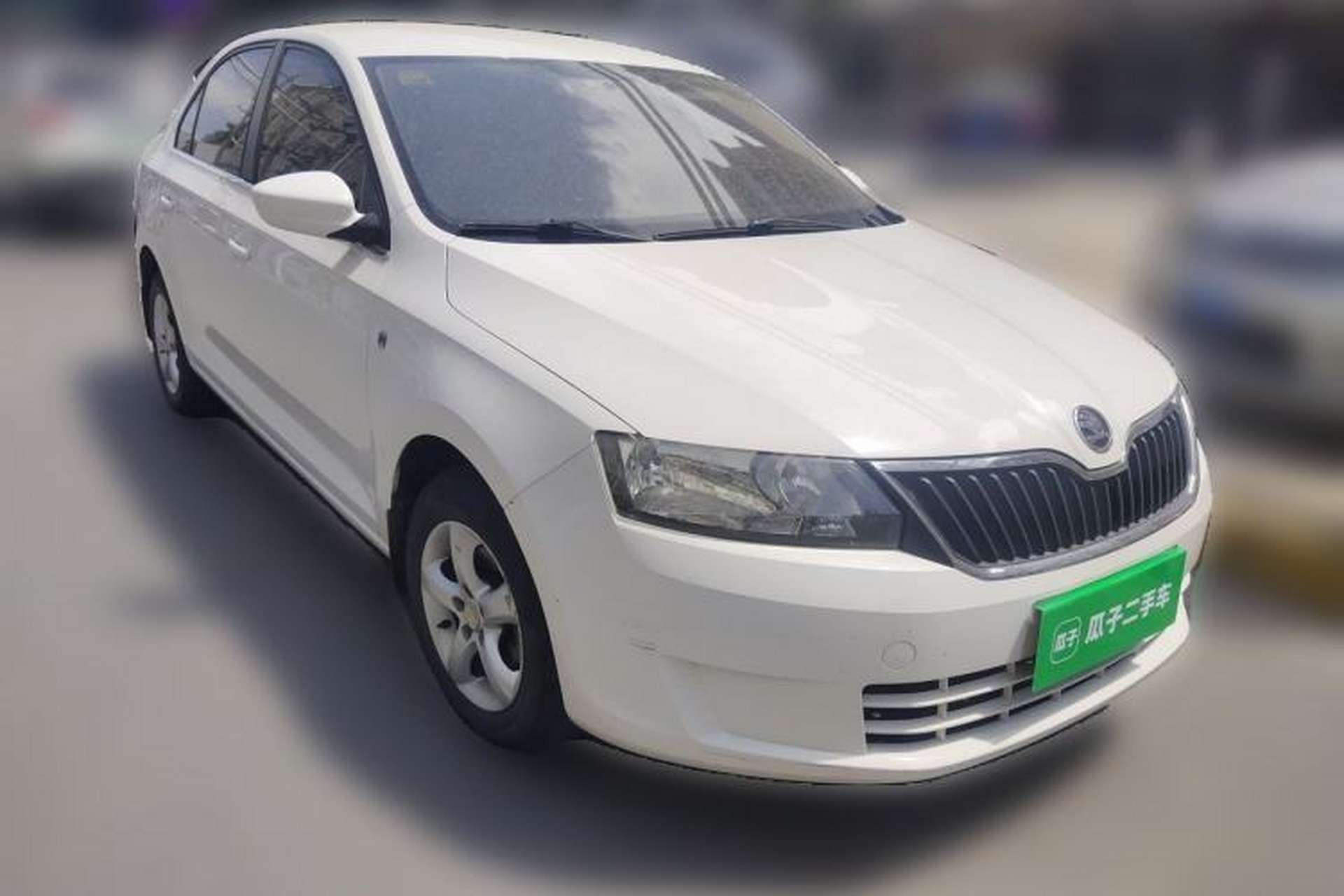 Used Skoda Rapid 2013 1.6L Manual Enjoyment Model Front Right 45 Deg