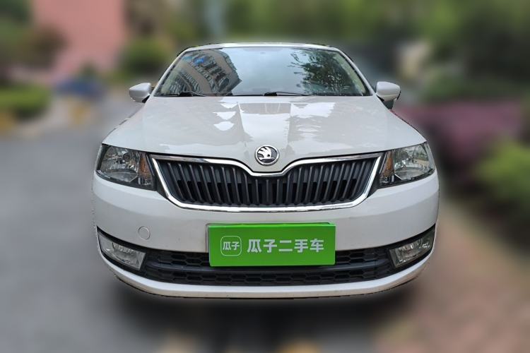 Used Skoda Rapid 2013 1.6L Automatic Smart Selection Model Front