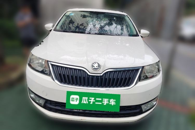 Used Skoda Rapid 2013 1.6L Automatic Smart Selection Model Front