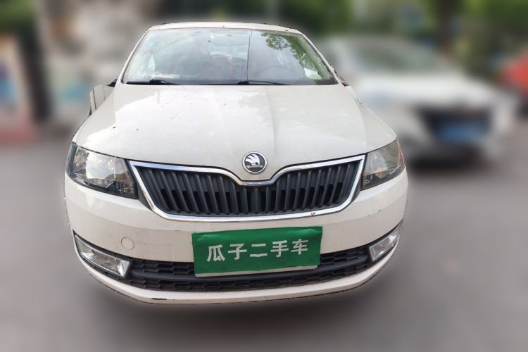Used Skoda Rapid 2013 1.6L Automatic Smart Selection Model Front