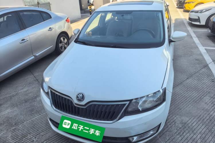 Used Skoda Rapid 2013 1.6L Automatic Smart Selection Model Front