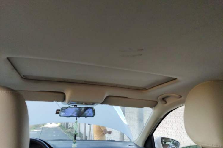 Used Skoda Rapid 2013 1.6L Manual Smart Selection Model Headliner