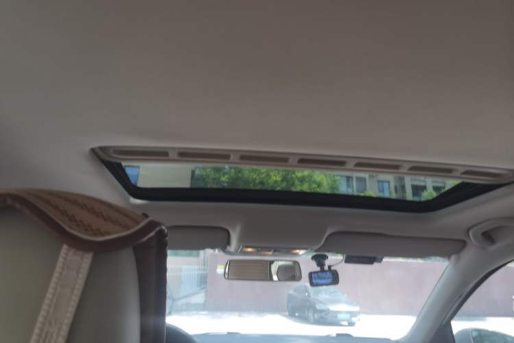 Used Skoda Rapid 2013 1.6L Automatic Smart Selection Model Headliner