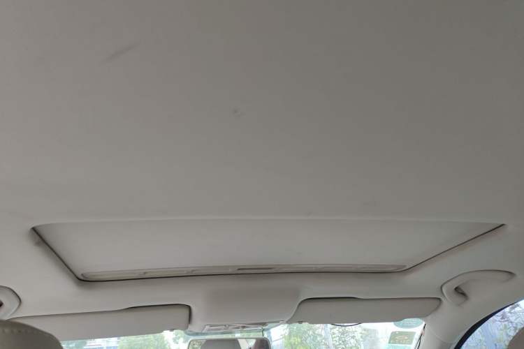 Used Skoda Rapid 2013 1.6L Manual Preferred Version Headliner