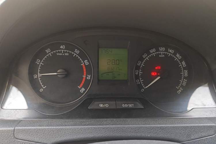 Used Skoda Rapid 2013 1.4L Manual Enjoyment Model Instrument Cluster