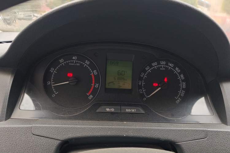 Used Skoda Rapid 2013 1.4L Manual Enjoyment Model Instrument Cluster