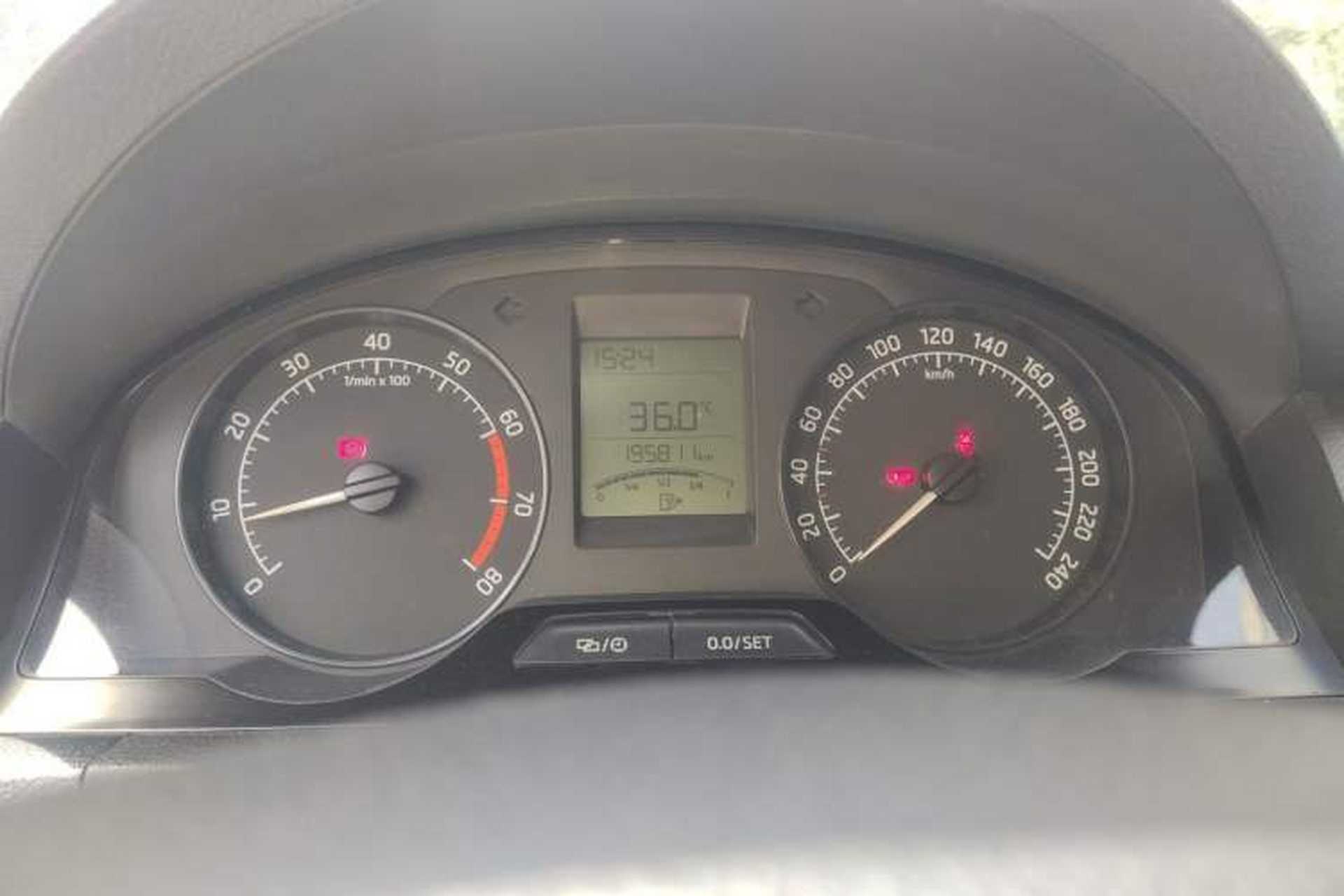 Used Skoda Rapid 2013 1.6L Manual Enjoyment Model Instrument Cluster