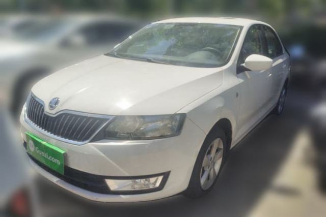 Used Skoda Rapid 2013 1.6L Manual Smart Selection Model