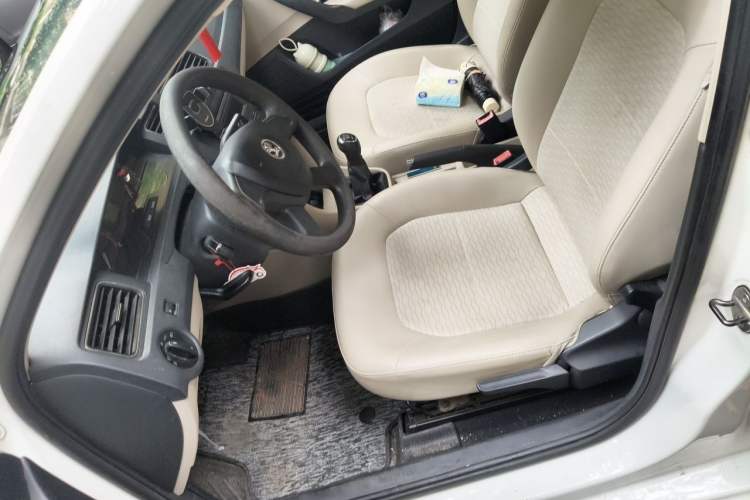 Used Skoda Rapid 2013 1.6L Manual Smart Selection Model Left Front Seat