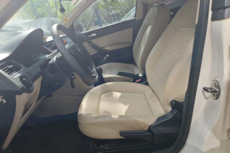 Used Skoda Rapid 2013 1.6L Manual Smart Selection Model Left Front Seat