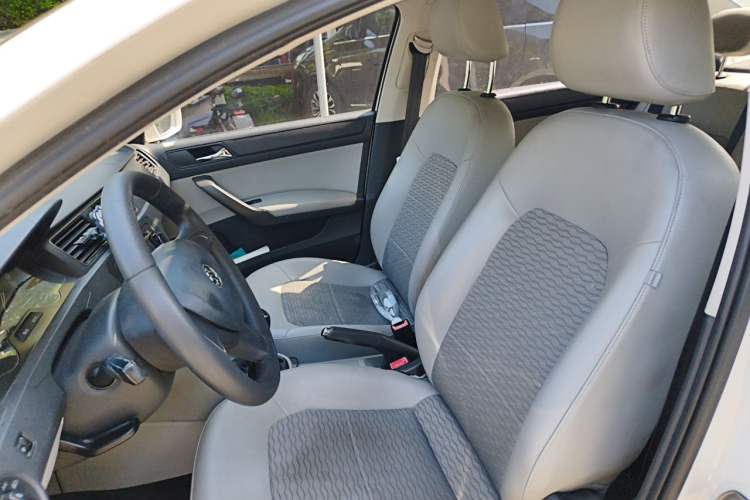 Used Skoda Rapid 2013 1.6L Manual Smart Selection Model Left Front Seat