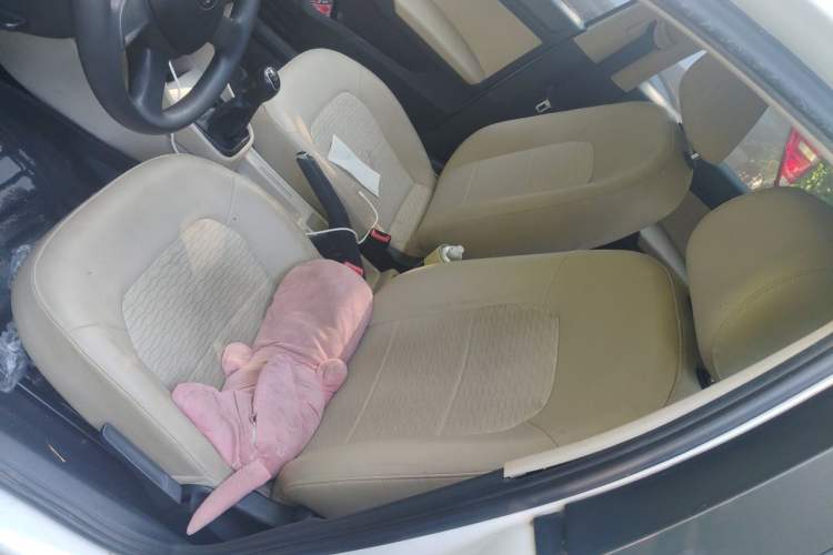Used Skoda Rapid 2013 1.6L Manual Smart Selection Model Left Front Seat