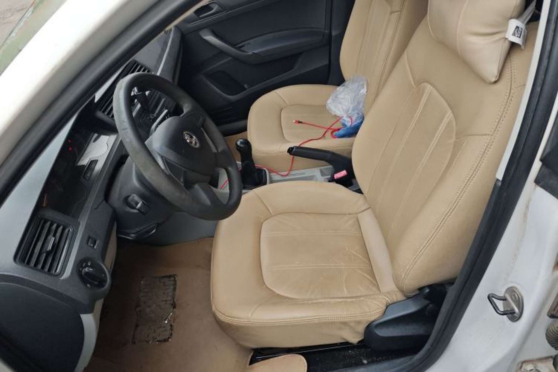 Used Skoda Rapid 2013 1.4L Manual Enjoyment Model Left Front Seat