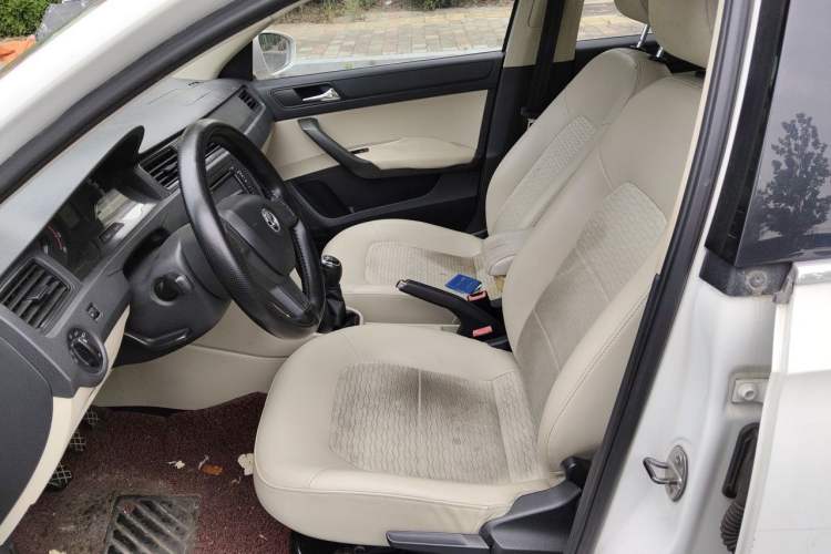 Used Skoda Rapid 2013 1.6L Manual Smart Selection Model Left Front Seat