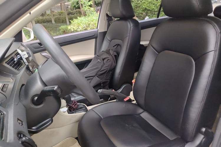 Used Skoda Rapid 2013 1.6L Automatic Smart Selection Model Left Front Seat