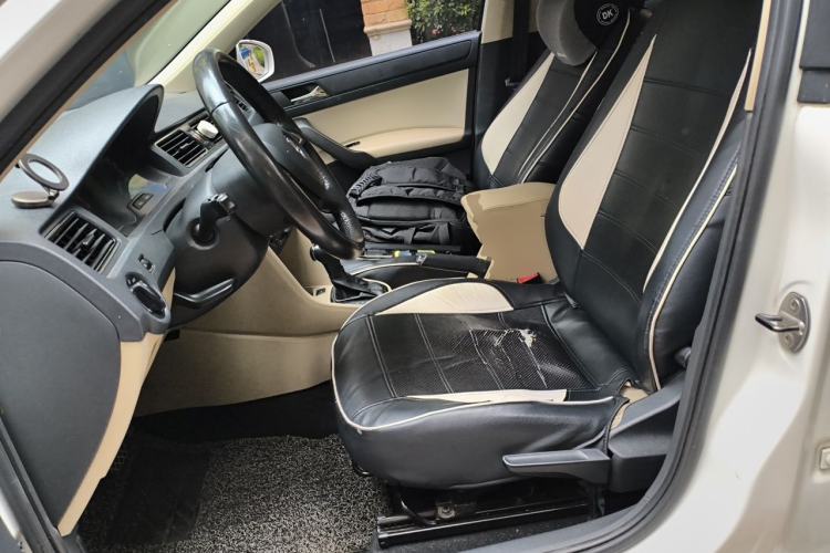 Used Skoda Rapid 2013 1.6L Automatic Smart Selection Model Left Front Seat