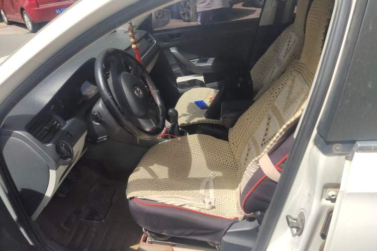 Used Skoda Rapid 2013 1.6L Manual Enjoyment Model Left Front Seat