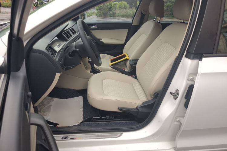 Used Skoda Rapid 2013 1.6L Automatic Smart Selection Model Left Front Seat