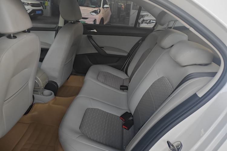 Used Skoda Rapid 2013 1.6L Automatic Smart Selection Model Left Rear Seat