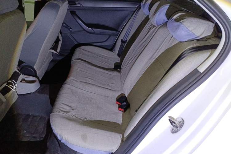 Used Skoda Rapid 2013 1.6L Manual Enjoyment Model Left Rear Seat