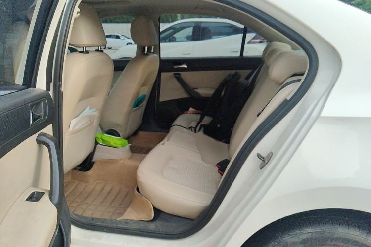 Used Skoda Rapid 2013 1.6L Manual Smart Selection Model Left Rear Seat