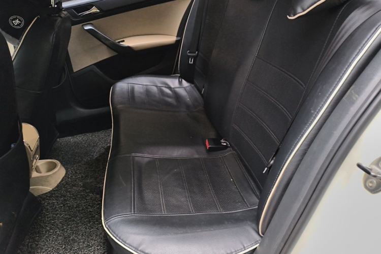 Used Skoda Rapid 2013 1.6L Automatic Smart Selection Model Left Rear Seat
