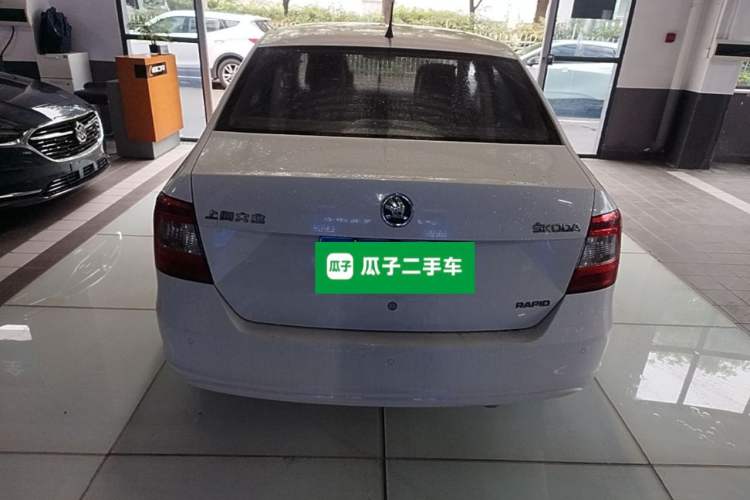 Used Skoda Rapid 2013 1.4L Manual Smart Selection Trim Rear