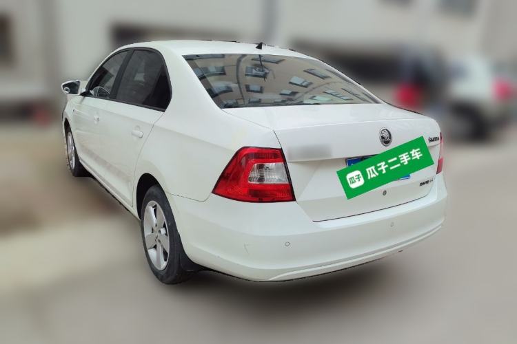 Used Skoda Rapid 2013 1.6L Manual Smart Selection Model Rear Left 45 Deg