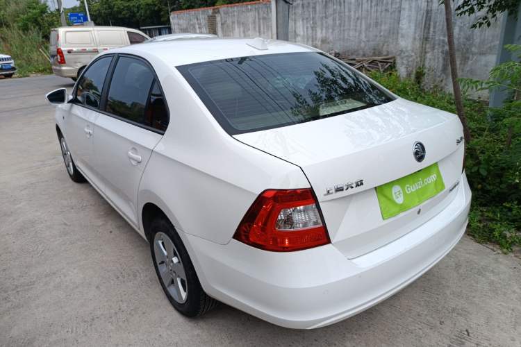 Used Skoda Rapid 2013 1.6L Automatic Smart Selection Model Rear Left 45 Deg