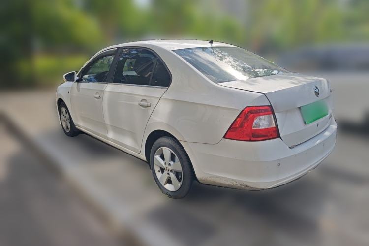 Used Skoda Rapid 2013 1.6L Manual Smart Selection Model Rear Left 45 Deg